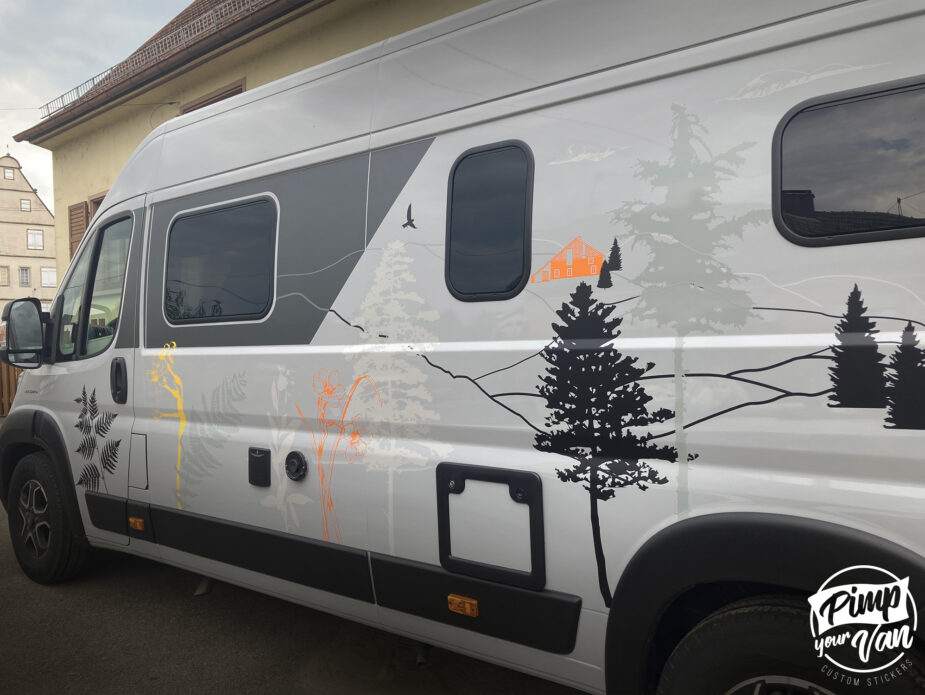 2-ducato-elios-conducteur-decorationsurmesure-van-sticker-pimpyourvan