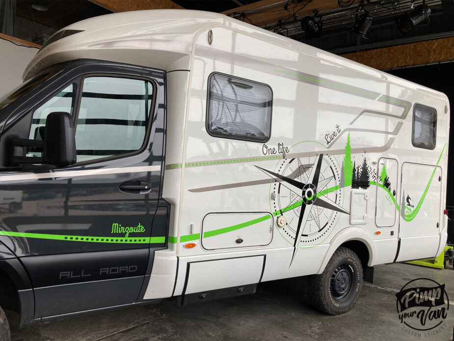 2-mercedes-hymer-conducteur-covering-decorationsurmesure-van-sticker-pimpyourvan
