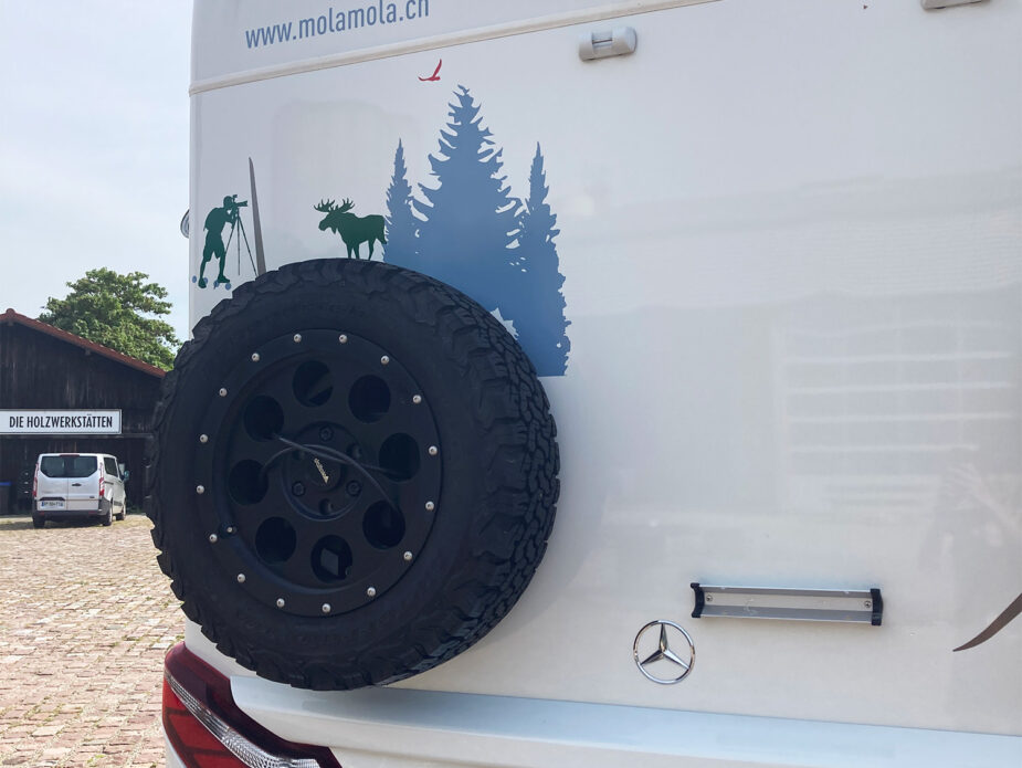 3-mercedes-hymer-ruth-arriere-covering-decorationsurmesure-van-sticker-pimpyourvan