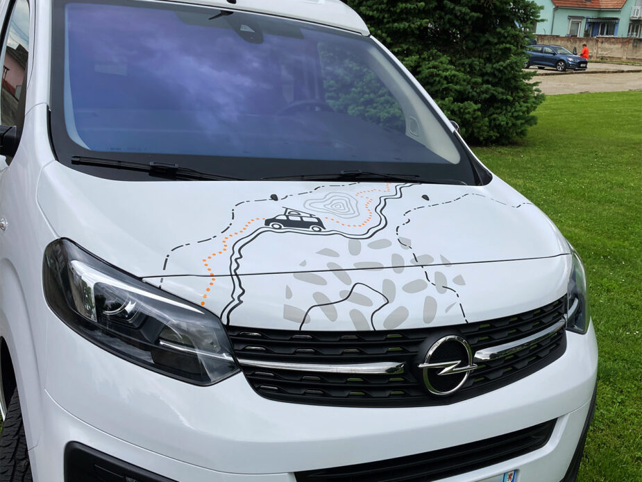 4-vivaro-vanquish-arriere-covering-decorationsurmesure-van-sticker-pimpyourvan