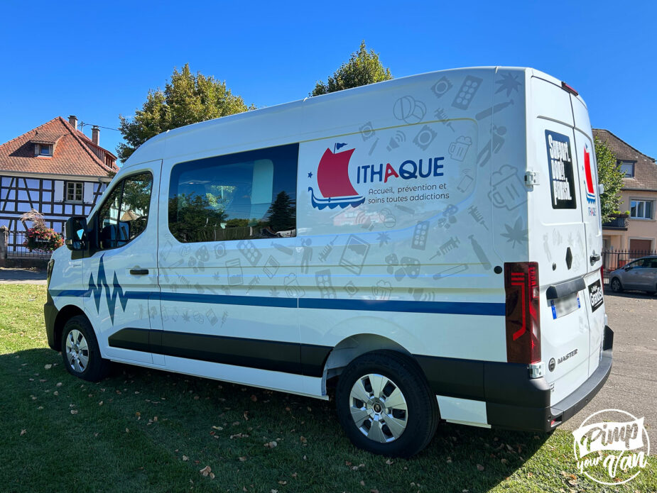 3-stickersurmesure-conducteur-stickervan-sticker-masterL2H2-pimpyourvan