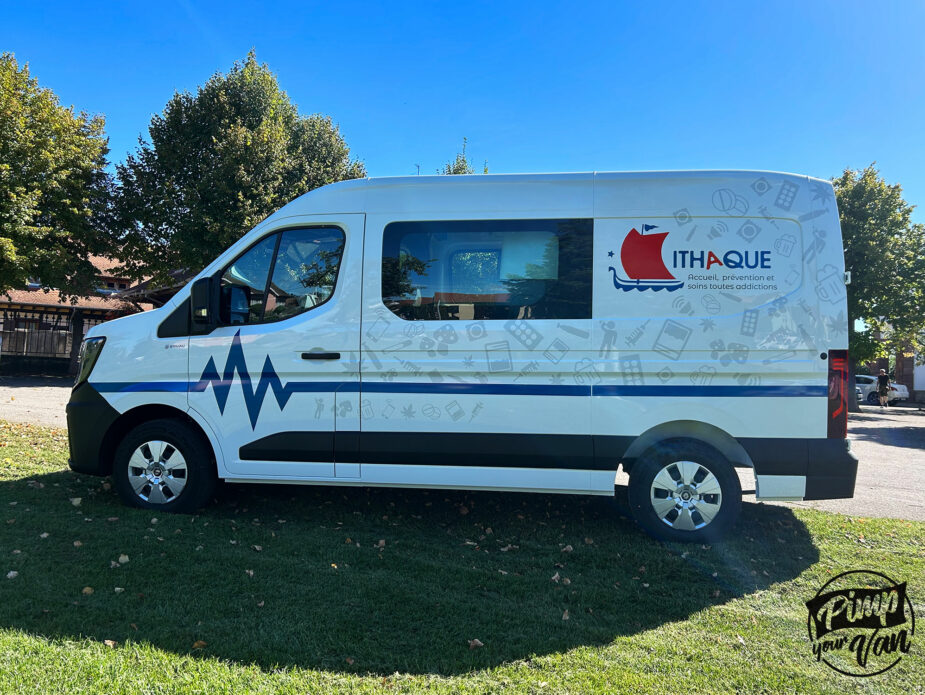 4-stickersurmesure-conducteur-stickervan-sticker-masterL2H2-pimpyourvan